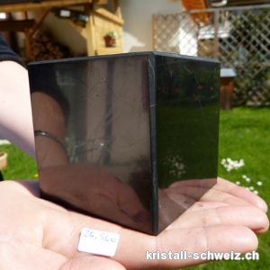Schungit Würfel ca. 8 x 8 cm / 1,200 bis 1,300 Kg