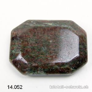 Granat Eklogit Antistress flacher Eckstein 3,5 - 4 x 3 cm