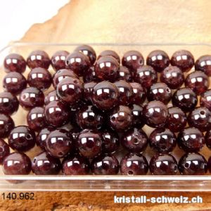 Granat Almandin, Kugel gelocht 6 - 6,5 mm