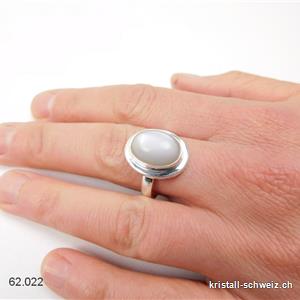 Ring Mondstein silbergrau aus 925 Silber. Gr. 61
