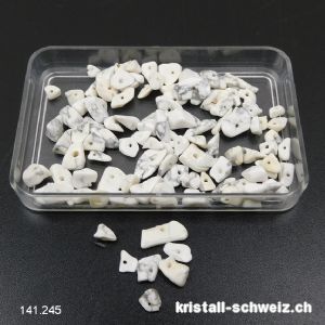 Magnesit - Howlith weiss, Splitters gelocht, Los vos 5 bis 7 Gramm