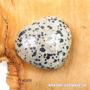 Herz Jaspis Dalmatiner 4,5 x 4 x 2,3 cm, bauchig