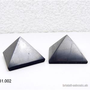 Pyramid Schungit, Basis 3 - 3,5 cm
