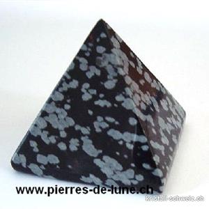 Pyramid Schneeflocken Obsidian, ca. 4 cm an der Basis.
