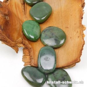 Nephrit Jade flach 3,5 cm