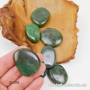 Nephrit Jade flach 3,5 cm