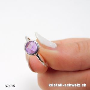 Ring Amethyst facetiert hell aus 925 Silber. Gr. 54