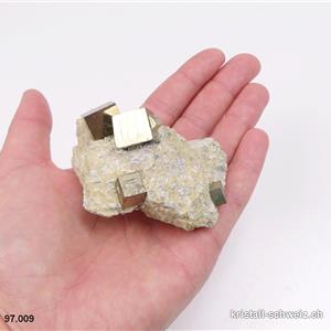 Pyrit roher Würfel auf Matrix von Spanien. Einzelstück 142 Gramm
