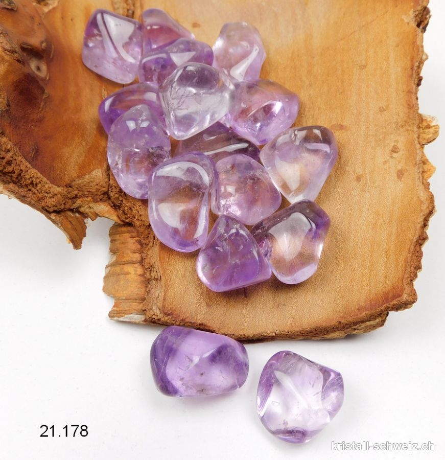 Amethyst hell aus Brasilien 2 - 3 cm. Grösse M, A Qual.