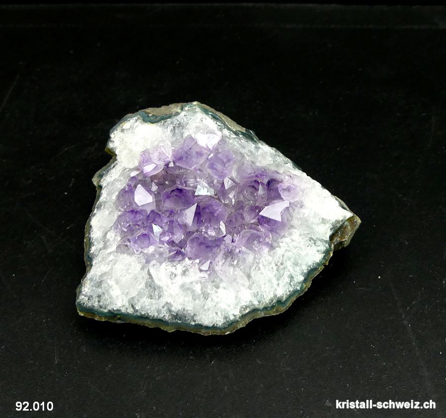 Amethyst aus Brasil, Gruppe 5,3 x 4,8 cm. Unikat