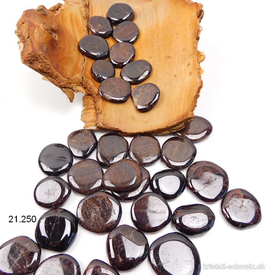 Granat Almandin flach 2 - 2,5 cm. Gr. M