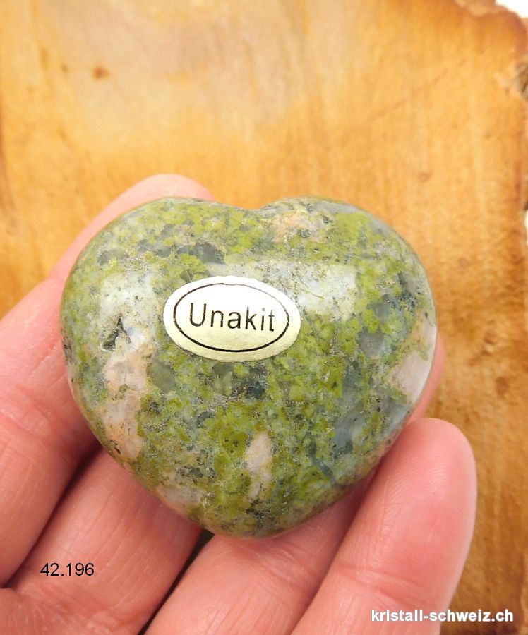 Herz Unakit - Epidot 4,5 x 4 x 2,3 cm, bauchig. Unikat