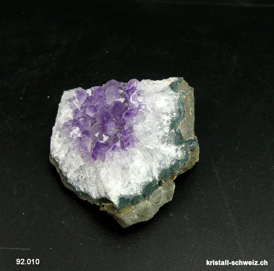 Amethyst aus Brasil, Gruppe 5,3 x 4,8 cm. Unikat