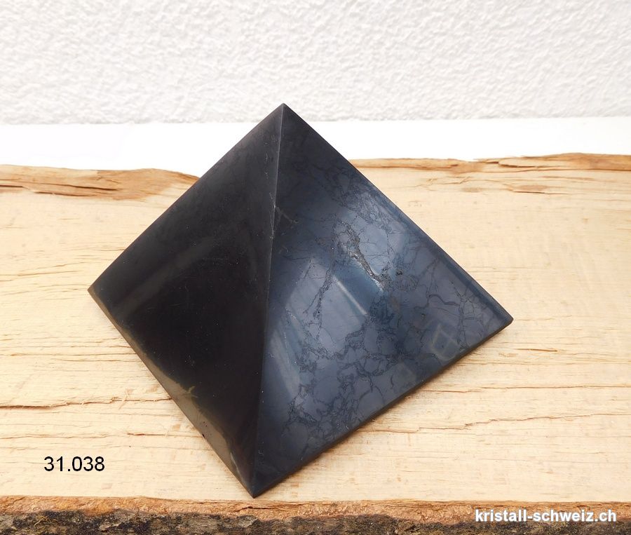 Pyramid Schungit 10 cm x H. 6,5 cm, 550 - 600 Gramm