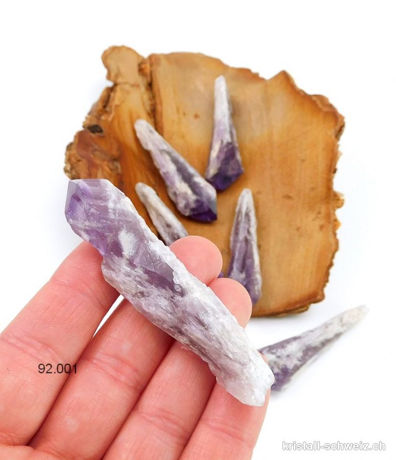 Amethyst dünne Rohspitze aus Brasilien 6,7 bis 7,5 cm. SONDERANGEBOT