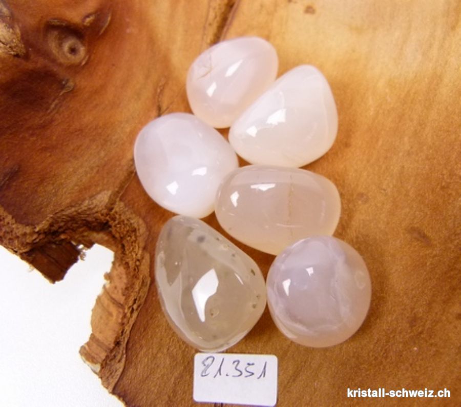 Chalcedon Beige-Rosa 2 bis 3 cm. Größe M