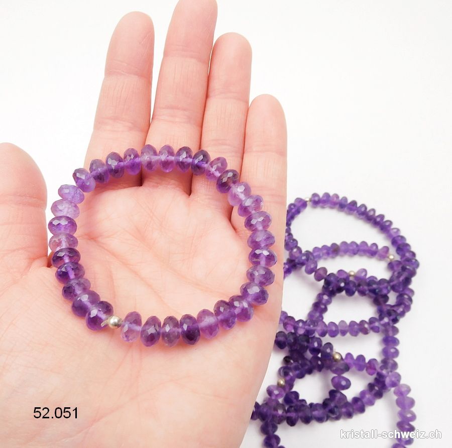 Armband Amethyst facettierte Buttons 8 - 9 mm, elastisch 18,5 - 19 cm